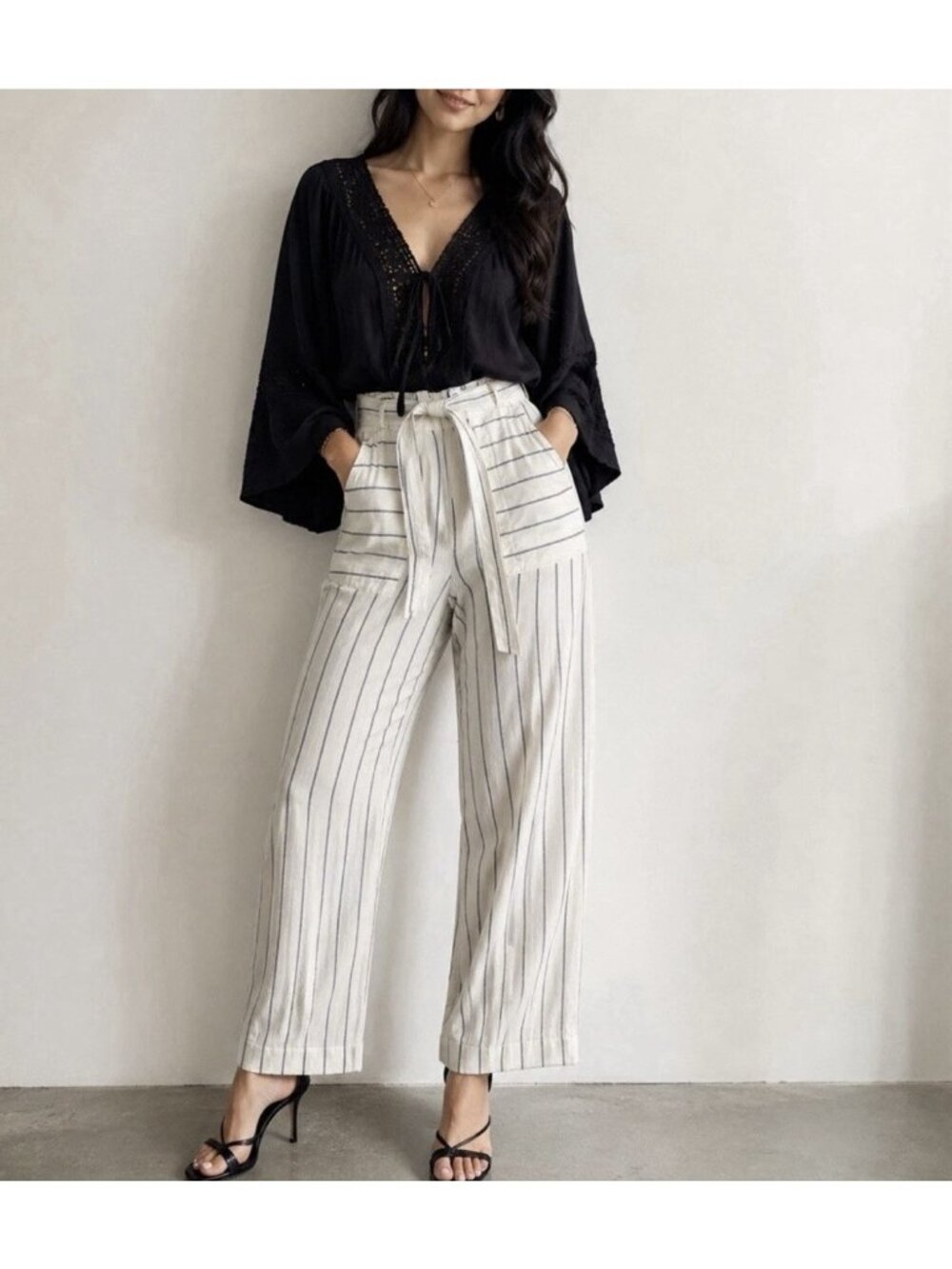 Halston White/Blue Striped Linen Cropped Wide-Leg Pants Tie Waist Pockets Sz 4